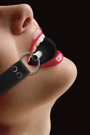 Кляп-шар на чёрных ремешках Solid Ball Gag 