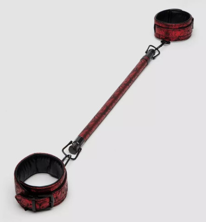 Распорка для ног Reversible Restraint Bar with Cuffs 