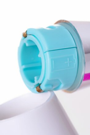 Розовый силиконовый вибратор с клиторальным стимулятором A-Toys Mady - 20,4 см. 