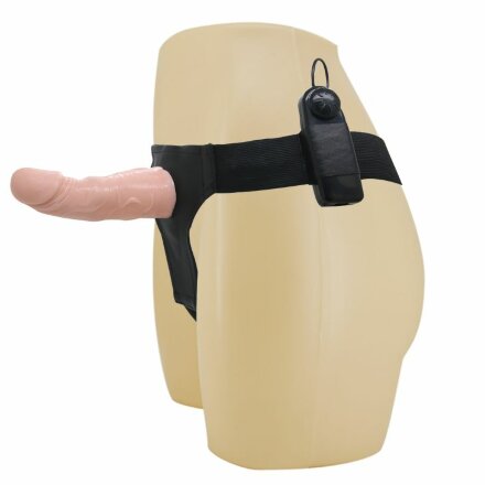 Реалистичный страпон-фаллоимитатор на трусиках Ultra Passionate Harness - 15 см. 