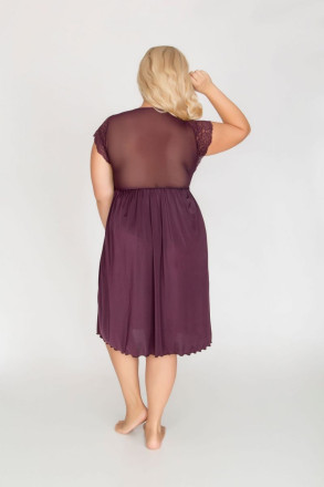 Сорочка plus size из микрофибры с красивым декольте 