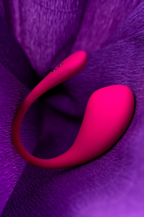 Розовое виброяйцо Lovense Lush 3 