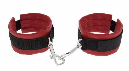 Красно-чёрные полиуретановые наручники Luxurious Handcuffs 