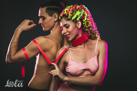Красный ошейник Circus с поводком 