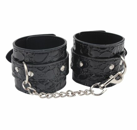 Черные наручники Be good Wrist Cuffs 