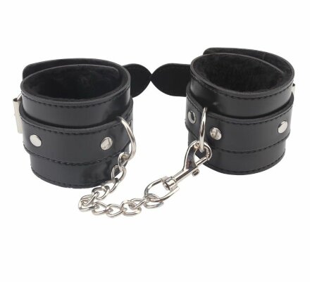 Черные наручники Obey Me Leather Hand Cuffs 