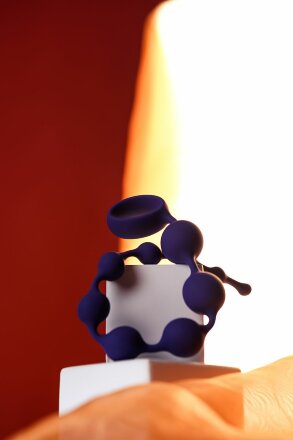 Фиолетовая силиконовая анальная цепочка Grape - 35 см. 