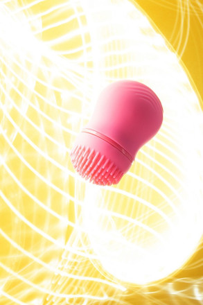 Розовый стимулятор клитора PPP CURU-CURU BRUSH ROTER 