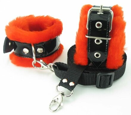 Набор на кровать с красным мехом BDSM Light 